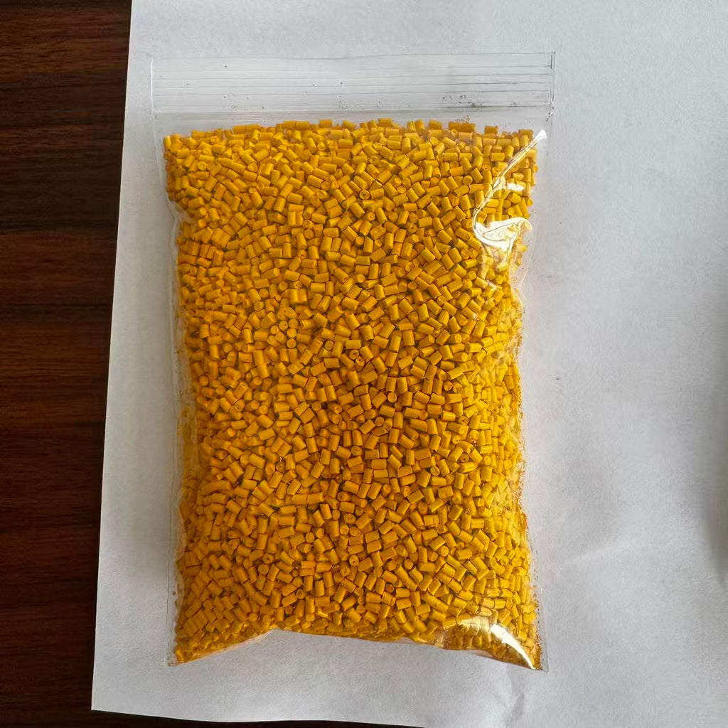Pure Yellow Color Medical Grade Automotive Parts Masterbatch for Blown Film Drawing Grade Applications PE/PP Compatible